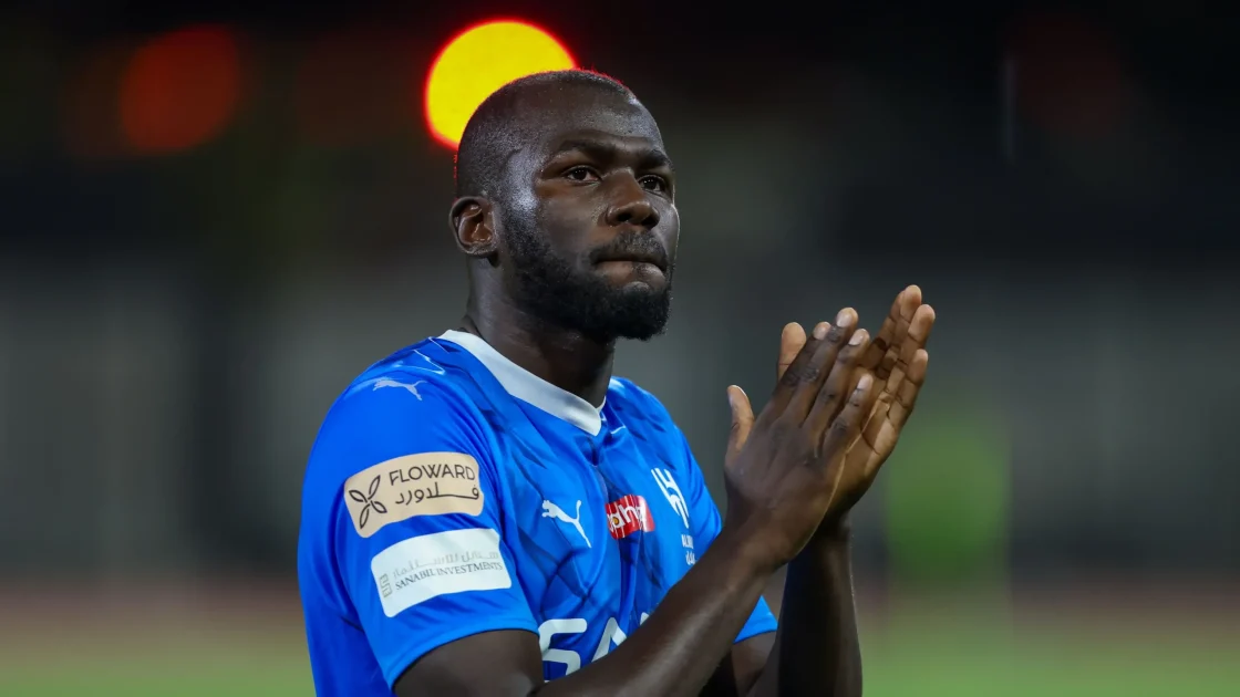 كوليبالي يبتعد عن الهلال ولجنة اللاعبين تفتح باب البدائل الجديدة