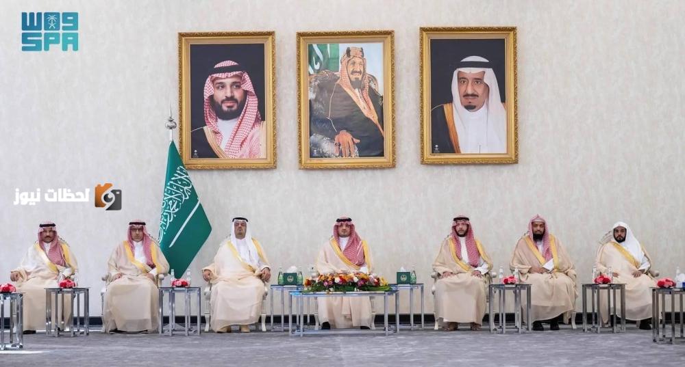 لقاء عبدالعزيز بن سعود مع أهالي الطائف