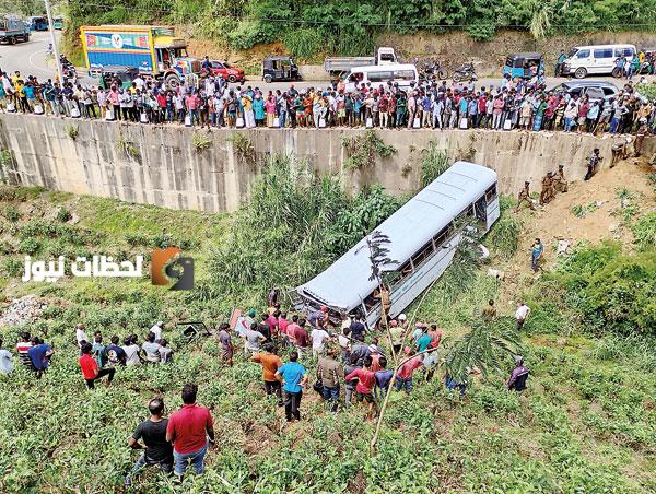 مصرع واحد وعشرون شخصا بحادث انقلاب حافلة في سريلانكا
