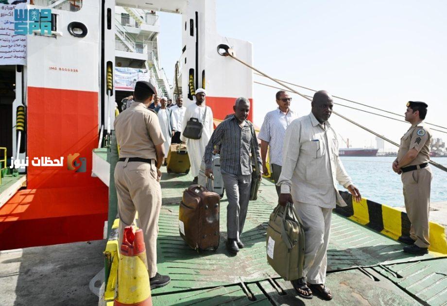 موانئ جدة تستقبل أول مجموعة من الحجاج السودانيين