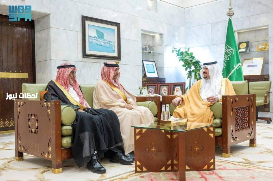 نائب أمير الرياض يستعرض برامج وخطط جائزة حريملاء