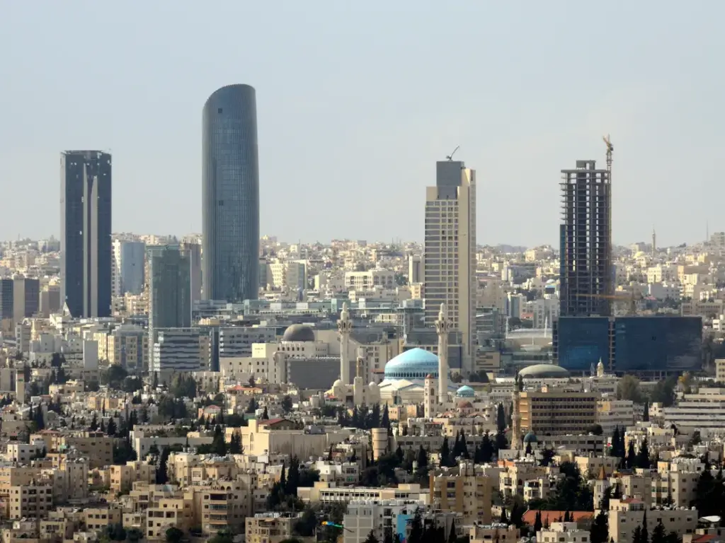 وزارة المالية الأردنية تُعلن زيادة الحد الأدنى للأجور في الأردن