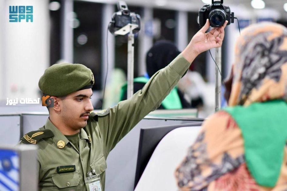 جوازات مطار الأمير محمد بن عبدالعزيز بالمدينة المنورة.