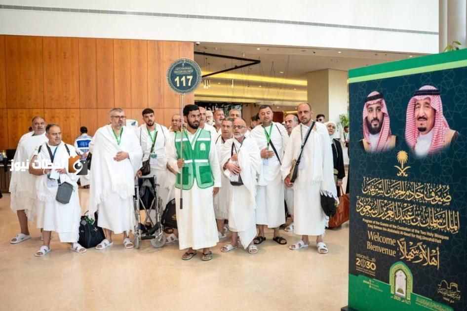 2443 حاجاً وحاجة يصلون إلى المشاعر المقدسة ضمن برنامج خادم الحرمين الشريفين