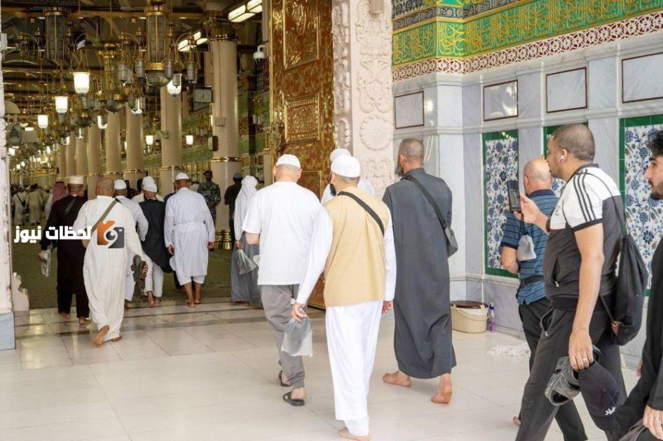 انسيابية في حركة الزوار من باب السلام بالمسجد النبوي تبرز تكامل التنظيم والجهود الميدانية (2)