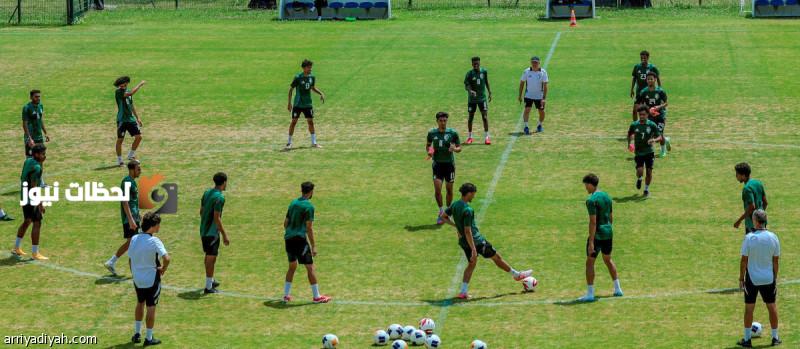 دي بياجو يكشف عن تكتيكات جديدة لمنتخب الدنمارك في الأولمبياد