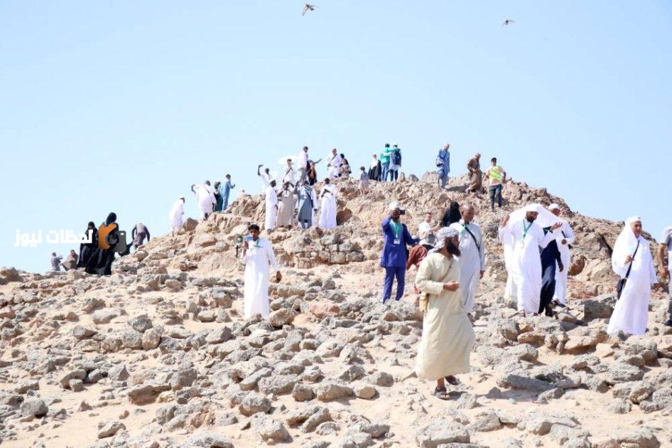 جبل أحد من المعالم التي يسعى الحجاج إلى زيارتها.