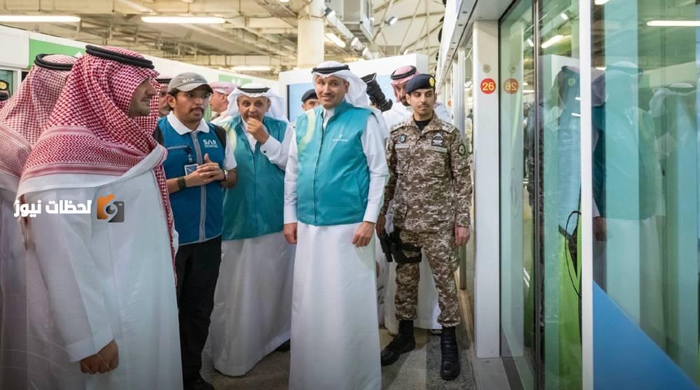 وزير الداخلية يتفقد استعدادات قطار المشاعر