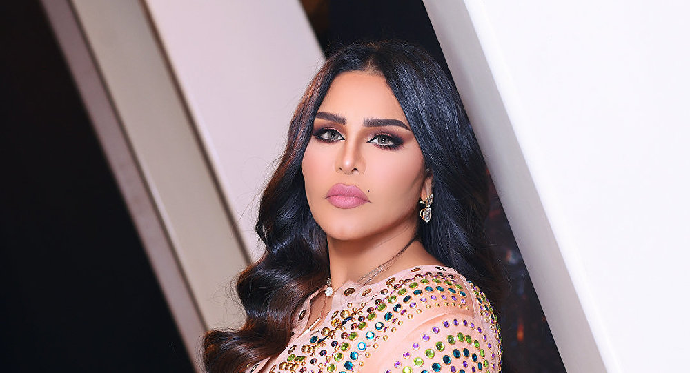 الملكة أحلام تخرج عن صمتها وتهاجم مخرج عراقي وتكذبه في العلن