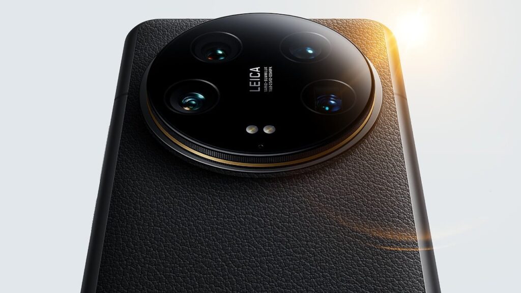 تفاصيل مواصفات كاميرا هاتف Xiaomi 15 Ultra المرتقب