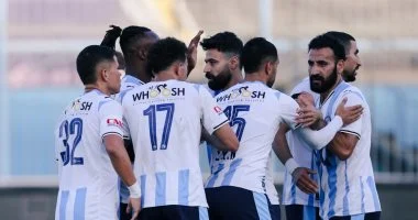 أحمد حمودة يؤكد أهمية الوقت لبيراميدز للوصول لمكانة الأهلى والزمالك أحمد حمودة: بيراميدز يحتاج وقتا طويلا ليصل لمكانة الأهلى والزمالك