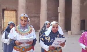 بين جدران معبد حورس.. إذاعة مدرسية لطالبات الثانوية الفنية بنات تمزج بين التعليم والحضارة بين جدران معبد حورس.. إذاعة مدرسية لطالبات الثانوية الفنية بنات تمزج بين التعليم والحضارة