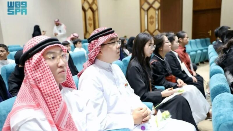 "إلزام المبتعثين بتدريس الصينية: خطوة جديدة لتعزيز الثقافة واللغة في المستقبل"