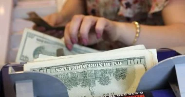 استقرار أسعار الدولار يسجل مفاجأة في البنوك المصرية مع نهاية استقرار أسعار الدولار فى البنوك المصرية بنهاية الأسبوع