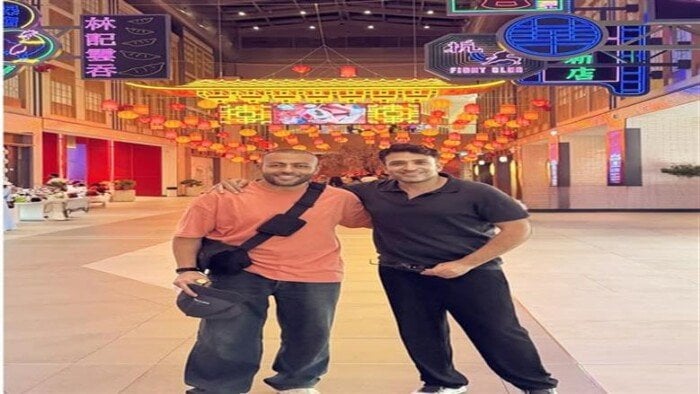 الشاعر تامر حسين يساهم بكتاباته في الألبوم الجديد للفنان تامر الشاعر تامر حسين يشارك في الألبوم الجديد لـ تامر عاشور