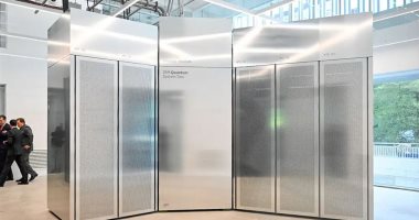 الصين تطلق خادم ذكاء اصطناعي مبتكر بحجم الثلاجة يحقق كفاءة الصين تكشف عن خادم ذكاء اصطناعى بحجم الثلاجة يقلل استهلاك الطاقة بنسبة 90%