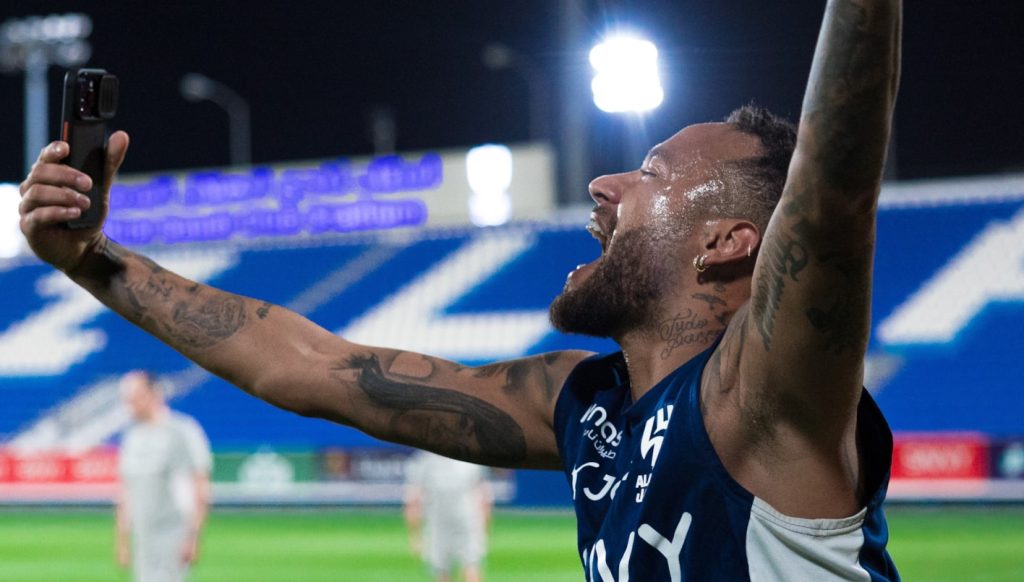 العين الإماراتي