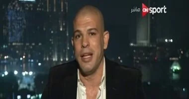 بشير التابعي يؤكد ضرورة غربلة الزمالك ويستعرض احتياجات الأهلي لسبع بشير التابعي: الزمالك يحتاج غربلة شاملة.. والأهلي يحتاج 7 صفقات