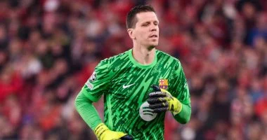 رغم الهزيمة.. تشيزنى يقدم أداء تاريخيا مع برشلونة فى الكلاسيكو