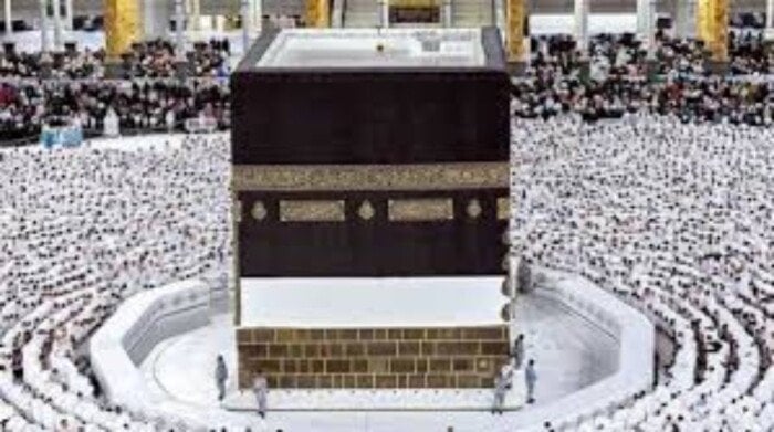 موعد انتهاء التقديم في الحج السياحي 2025-2026 والشروط المطلوبة