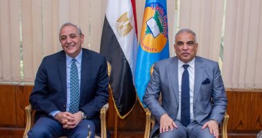 جامعة طنطا تعقد اجتماعها الدوري بحضور محافظ الغربية جامعة طنطا تعقد اجتماعها الدوري بحضور محافظ الغربية