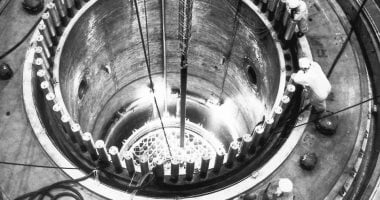 جوجل تتطلع لإعادة تشغيل محطة نووية مغلقة لتحقيق أهداف الطاقة جوجل تسعى لإعادة تشغيل محطة طاقة نووية مغلقة لهذا السبب