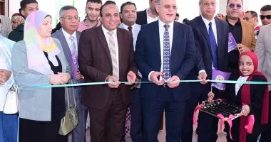 رئيس جامعة سوهاج يفتتح معرضًا فنيًا لذوي الهمم ضمن مبادرة رئيس جامعة سوهاج يفتتح معرضًا فنيًا لذوي الهمم ضمن مبادرة تمكين