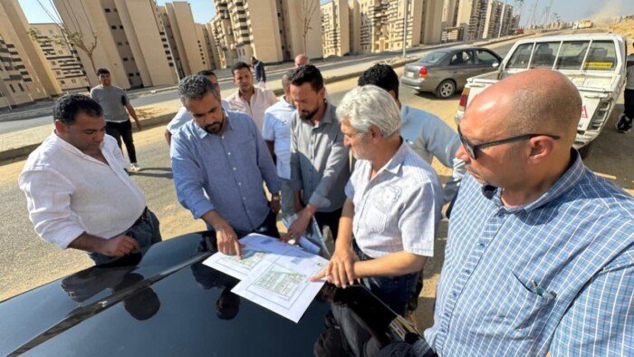 رئيس جهاز العبور الجديدة يتفقد مشروعات الإسكان والتنمية ويؤكد أهمية رئيس جهاز العبور الجديدة يتابع سير العمل بمشروعات الإسكان والتنمية بالأحياء