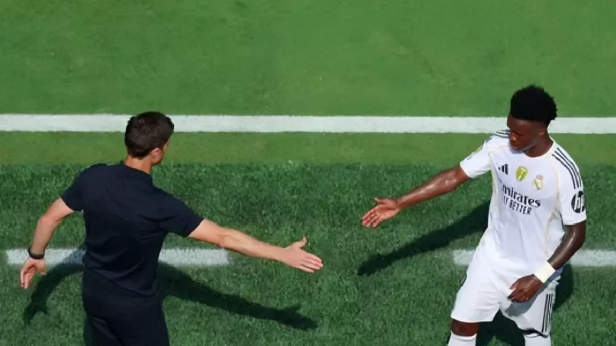 ردود فعل مفاجئة من ألونسو بعد غضب فينيسيوس في المباراة ردود فعل مفاجئة من ألونسو بعد غضب فينيسيوس في المباراة الأخيرة