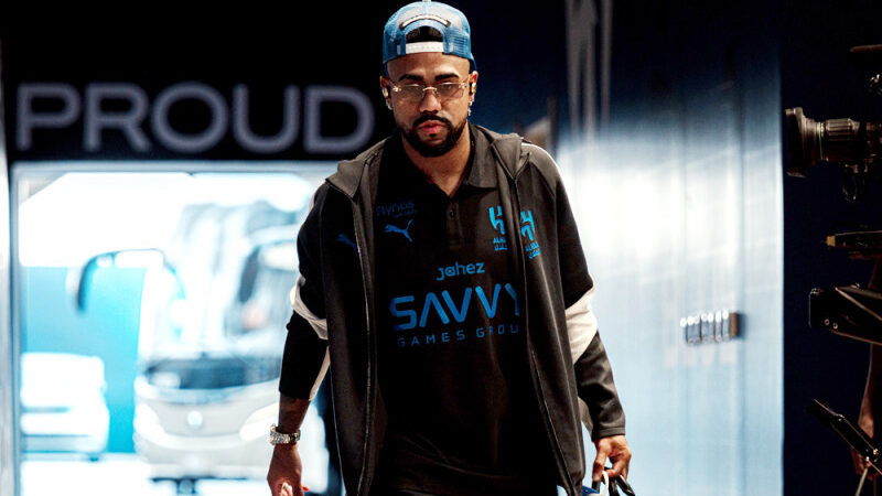 سالم يعود للمشاركة مع الهلال والشباب ينتظر تعويض سافيتش