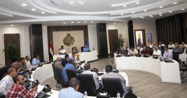 سكرتير أسوان يواصل متابعة المرحلة 27 لإزالة التعديات بالمحافظة