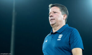 سيرجيو يختار بين عسيري وهوساوي لتعويض أبو عبد في المباراة القادمة سيرجيو يختار بين عسيري وهوساوي لتعويض أبو عبد في المباراة القادمة