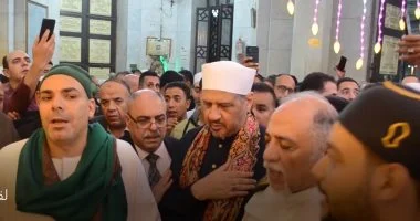 عبد الهادي القصبي: نحتفل بمولد الدسوقي والأولياء لتعلم قيم رسول عبد الهادي القصبي: نحتفل بمولد الدسوقي والأولياء لتعلم قيم رسول الله الكريم.