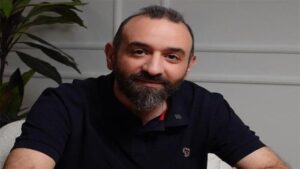 «فخور إني مصري».. عمرو سلامة يشيد بافتتاح المتحف المصري الكبير «فخور إني مصري».. عمرو سلامة يشيد بافتتاح المتحف المصري الكبير