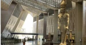 فنان تربية فنية من الشرقية يصنع تماثيل فرعونية احتفاءً بالمتحف الكبير الجديد فنان تربية فنية من الشرقية يصنع تماثيل فرعونية احتفاءً بالمتحف الكبير الجديد