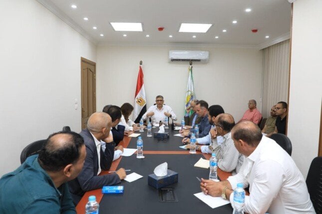 محافظ الجيزة يشدد على الاستعدادات المكثفة قبيل الافتتاح التاريخي للمتحف محافظ الجيزة: استعدادات مكثفة قبل ساعات من الافتتاح التاريخي للمتحف المصري الكبير