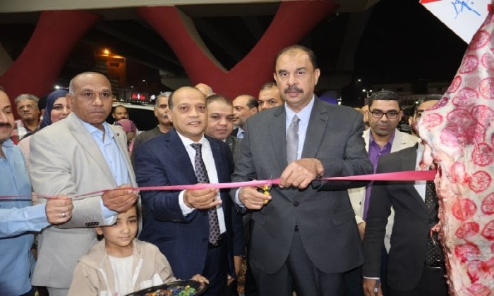 محافظ سوهاج يطلق منفذًا جديدًا لبيع اللحوم بسعر 300 جنيه محافظ سوهاج يفتتح منفذ بيع اللحوم بسعر ٣٠٠ جنيه للكيلو