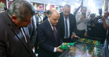 محافظ كفر الشيخ يفتتح منفذ "مستقبل مصر" لتوزيع السلع الغذائية المختلفة