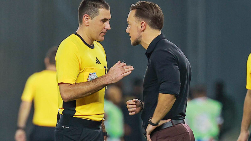 مدرب الأهلي يحقق التعادل الثامن عشر في مسيرته مع الفريق