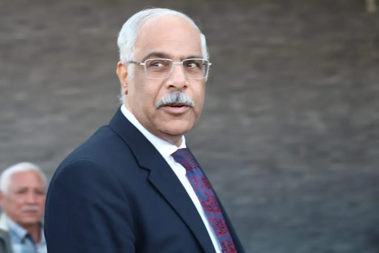 مدير اتحاد الكرة يكشف مدير اتحاد الكرة يكشف