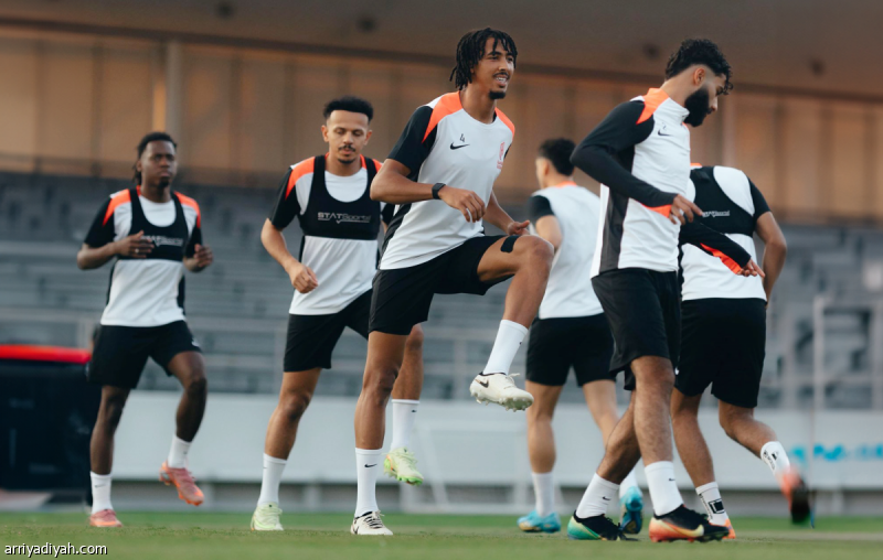 مناورة تدريبية للقادسية قبل مواجهة التعاون في الجولة السابعة مناورة تدريبية للقادسية قبل مواجهة التعاون في الجولة السابعة