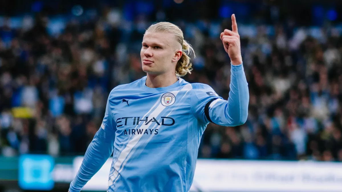 هالاند ومرموش يتألقان في مواجهة مانشستر سيتي وسوانسي بكأس الرابطة هالاند ومرموش يتألقان في مواجهة مانشستر سيتي وسوانسي بكأس الرابطة