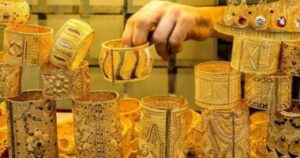 الذهب العالمي يهبط لأقل من 4 آلاف دولار.. وعيار 21 يتراجع إلى 5340 جنيهًا الذهب العالمي يهبط لأقل من 4 آلاف دولار.. وعيار 21 يتراجع إلى 5340 جنيهًا