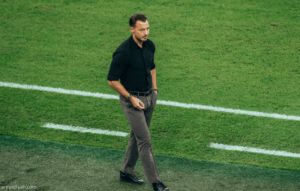 يايسله يتطلع إلى المباراة المئوية مع الأهلي ضد الرياض يايسله يتطلع إلى المباراة المئوية مع الأهلي ضد الرياض