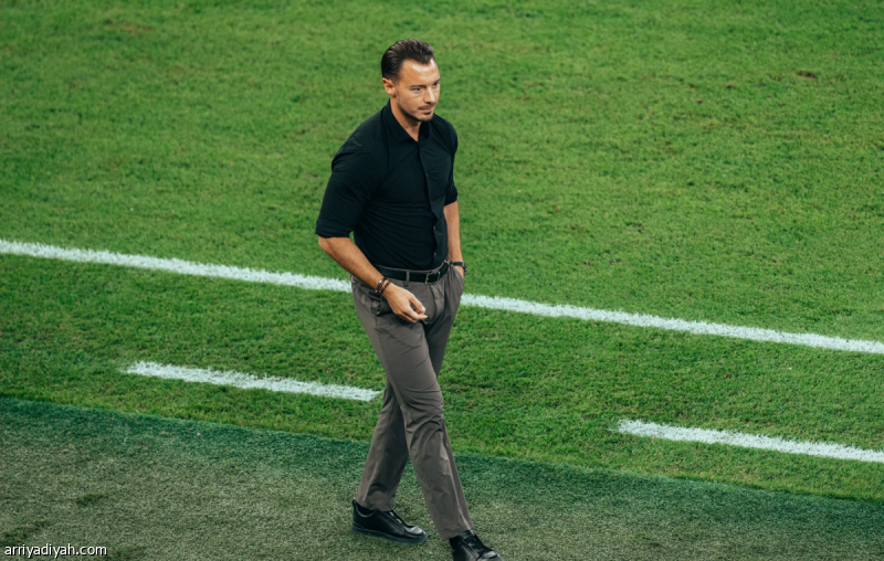 يايسله يتطلع إلى المباراة المئوية مع الأهلي ضد الرياض يايسله يتطلع إلى المباراة المئوية مع الأهلي ضد الرياض