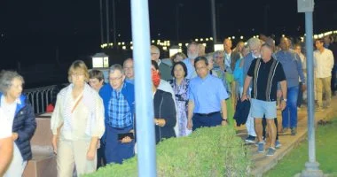 33 سائحًا يزورون ممشى كورنيش بني سويف في جولة مميزة