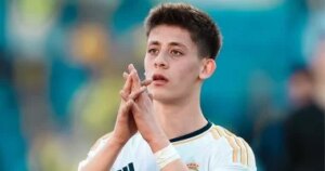 أردا جولر جاهز للمشاركة فى مباراة ليفربول ضد ريال مدريد بدوري الأبطال