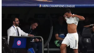 أرنولد يثير الجدل بتصريح قبل مواجهة جماهير ليفربول المرتقبة