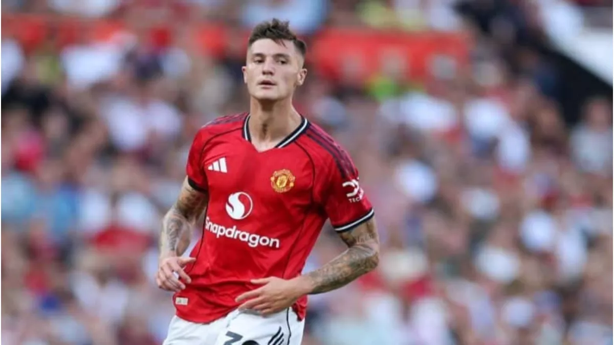 أزمة هجومية تضرب أولد ترافورد وتعيق خطط الشياطين الحمر