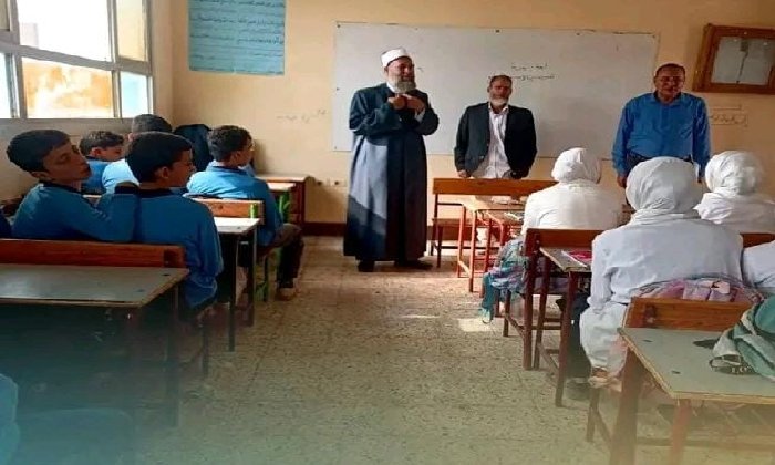 أوقاف الشرقية تنظّم ندوتين توعويتين حول «مخاطر إدمان الإنترنت وأهمية التعليم واحترام المعلم »